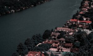 Aerial view of waterfront homes in an area where an elevation certificate may be needed